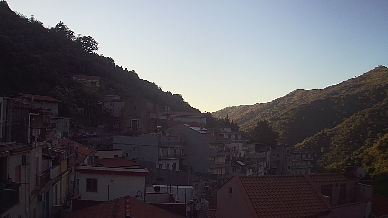 P25050106575510.jpg