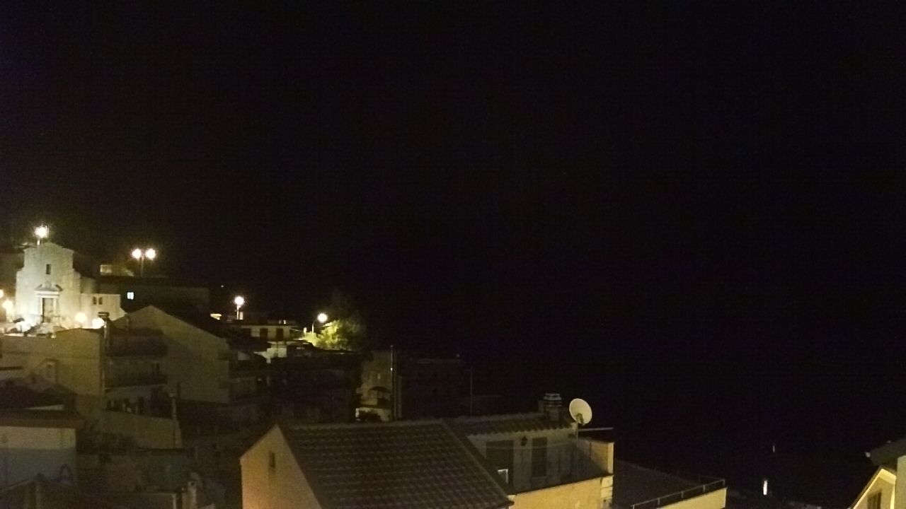 P26100603383810.jpg